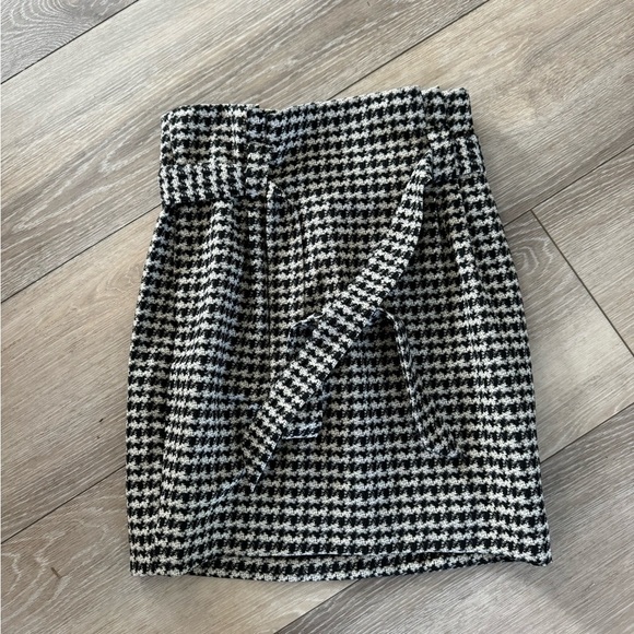 Express Dresses & Skirts - Express Gingham Plaid Pencil Tie Skirt